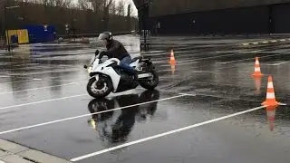 Motorcycles slow speed skills: the Moto Gymkhana new figure W-GP :)