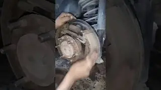 Rear brake shoe sound problem #mechanic #service #shortsfeed #shorts #sound #brake