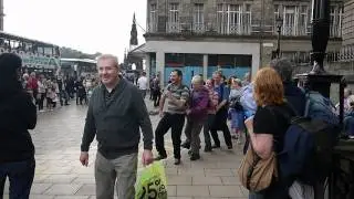 Geocaching Flashmob in Edinburgh