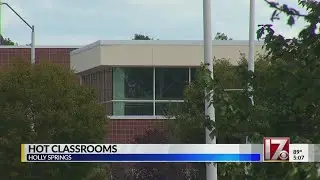 Students claim to be 'melting' from heat at Holly Springs High School