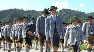 120JÄHRIGE JUBILÄUM TRACHTENFEST IN ROSSHOLZEN - Kirchenzug zum Zelt