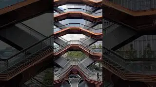 I almost fell off the stairs. You have to be very careful here #short #attractions #vessel #newyork