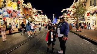 My FIRST YouTube Vlog! | Magic Kingdom 🏰✨