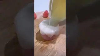 Decorating a cake candle