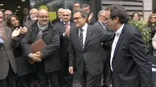 Catalan leader to push for independence after symbolic vote shows 80% want separation from Spain