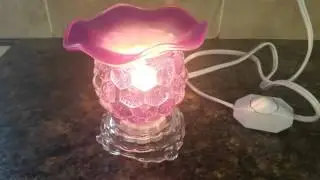 Oil diffuser, aroma therapy lamp, dimable
