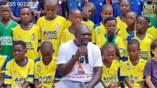 Pagou David, the Cameroon's national head coach, honours the players of AJSIC.