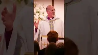 Истинная причина, по которой католики стоят во время Евангелия #католическаявера #евангелие #като...