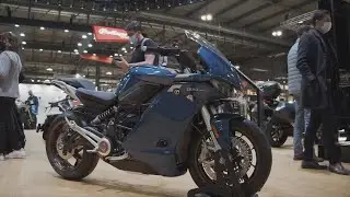 Цвет кузова Zero SR/S Blue (2022) Экстерьер Интерьер