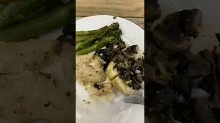 Fish goes well with a baked potato and mushrooms. 🐟🥔🍄&zwj;🟫🥦 #foodshorts #shorts #food #cooking #ai