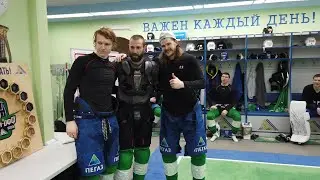 Победная раздевалка после 5 матча серии плей-офф &laquo;Салават Юлаев&raquo; - &laquo;Сибирь&raquo;