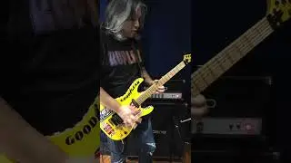 JUN SENOUE'S STUDIO GUITARS - PART 4 - 82 CUSTOM #sonic #crush40