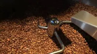 Coffee Roasting with Coffee-Tech Ghibli R15