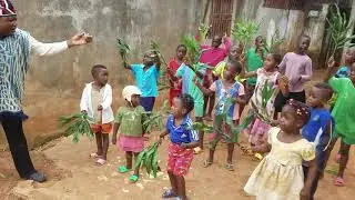 vivement que la paix raigner au Cameroun la consommation n'a pas de tribu