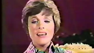 Julie Andrews - Say A Prayer For Me Tonight