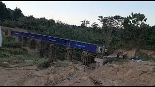 Incremental Launching of Unibridge over Trestle Support