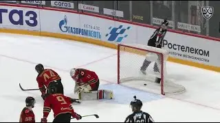Robinson ties the game within 1 sec at regulation