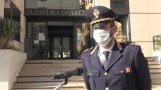 Arezzo. Bar è chiuso ma il gestore spaccia all'interno: due arresti