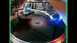 Dj wiz jamming fresh in the mix...