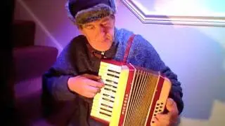 Ural Rowan Tree  (рябинушка) on a tiny hohner accordion