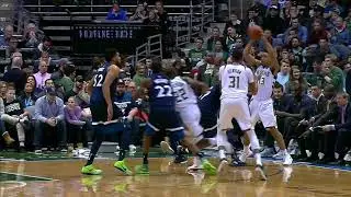 Wiggins Ankle Injury vs Bucks(December 28 2017)