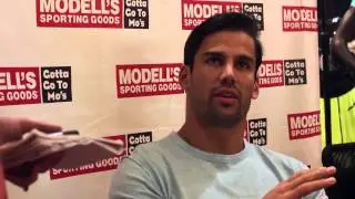 Eric Decker | Hanging with Fans at Modell's