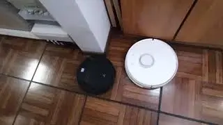Lefant M201 FreeMove 2.0 Robotic Vacuum Cleaner in action