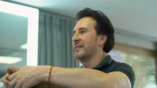 O transplante capilar do cabeleireiro Marcos Proen&ccedil;a