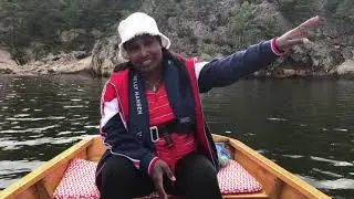 ذات الرداء الاحمر     Little Redhood girl