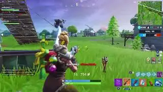Fortnite GOLD AK Killstreak Gameplay(Controller vs PC)