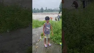 नदीला आला पूर l😊 #specialkidspecial chaild pruthvi  #minivlog #differentnotless #momentswithpruthvi