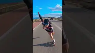 Professional skating has its benefits 🦵 #everydayislegday #skating