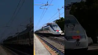 #fast #train #trenitalia RIMINI #railway #trainspotting #railfan #railroad #cool #trending #zug #ai