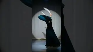 Dancing in the Moonlight.    #YouTubeShorts#ViralShorts #Trending #Dance #DanceVideo #DanceShorts
