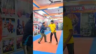 Best Self Defence Techniques 😲😲#viral #youtubeshorts #shorts #karate #selfdefence