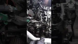 Montage une fausse culasse  sur une Citro&euml;n C4 Picasso
