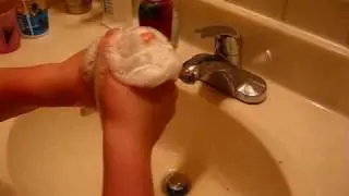 LUSH Shower Jelly Demo (Sweetie Pie)