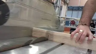 Entailles mi bois &agrave; la scie &agrave; format