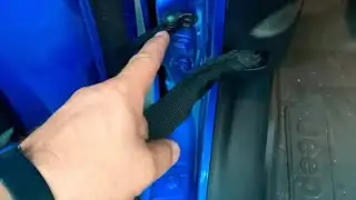 Popping noise in door Jeep Wrangler