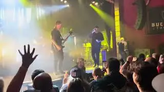 Asking Alexandria - 