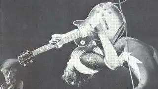 Ace Frehley from KISS at the top of his game with his smokin' guitar solo. #kiss #acefrehley