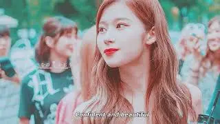 DAHYUN LOVES SHOWING SANA OFF // DAHYUN X SANA