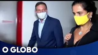 Prefeito Marcelo Crivella &eacute; preso no Rio