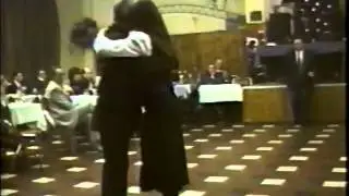 Ronda de Milongueros at the closing of Akarense dancing tango 