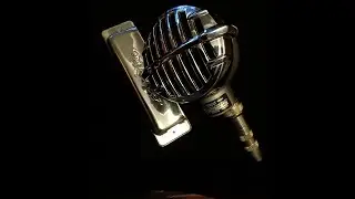 JT30 microphone 1970s model. Ceramic element.