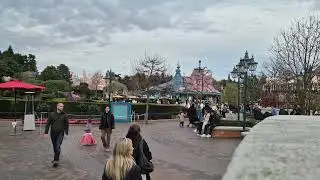 Disneyland paris - Toad hall restaurant - Static Shot