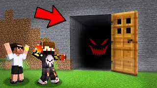 WHATS BEHIND THIS SECRET DOOR IN MINECRAFT 