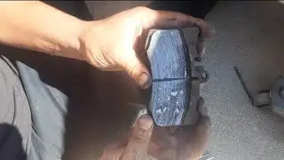 How to change front brakes pads Gs 350 lexus 2018  so easy