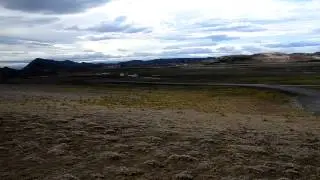 Krater V&iacute;ti mit seinen blauen Kratersee