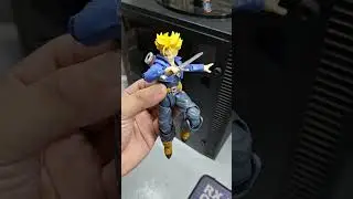 BOOTLEG : SHFiguarts Trunks - The Boy From The Future